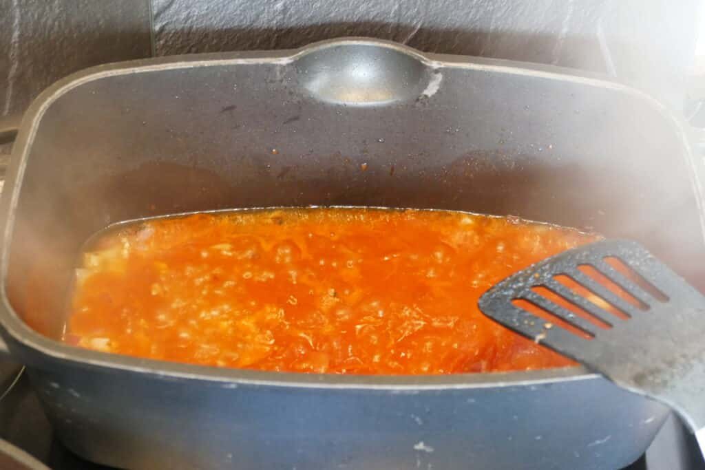 Tomatensoße kochen