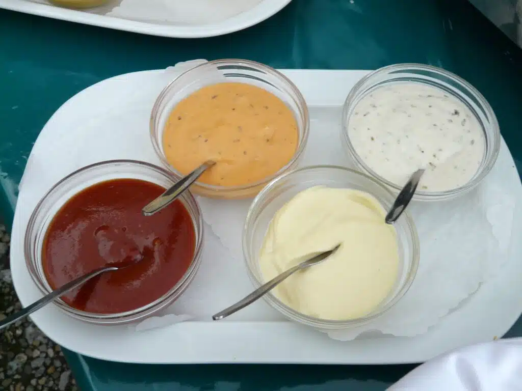 Selbstgemachter Tomaten-Dip mit Feta: Ein köstlicher Genuss für Snacks und Vorspeise 8 Tomaten-Dip
