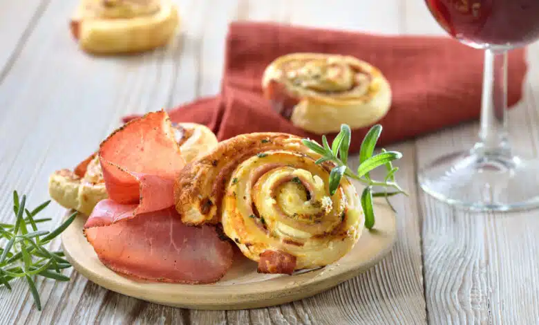 Herzhafte Blätterteig-Schnecken