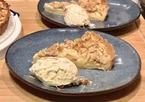 IMG 7203 1 Knusprige Apfeltarte mit Haferflocken-Zimt-Streuseln, als Alternative zum klassischen Apfelkuchen