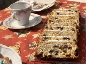 Marzipan-Quarkstollen